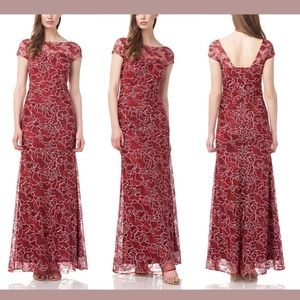 NWT JS Collections‎ [ 8 ] Emarie Embroidered Lace Mermaid Gown in Scarlet